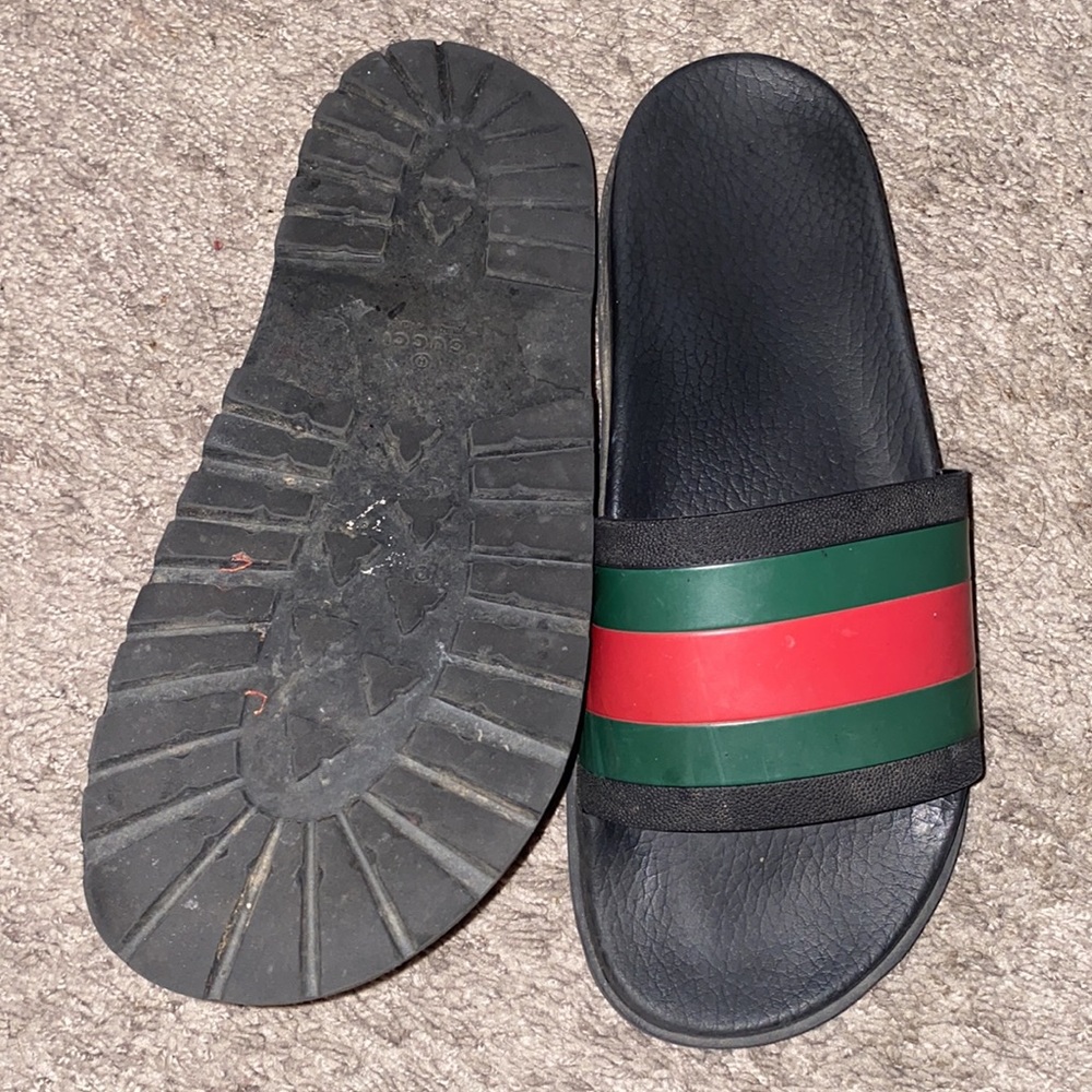 Gucci - Picture 2 of 2